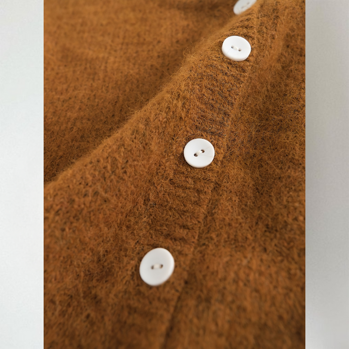 Lydia - Comfortable Cardigan