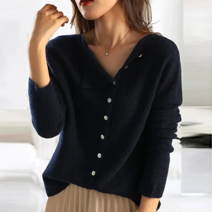 Cora - Elegant Knitwear for Women