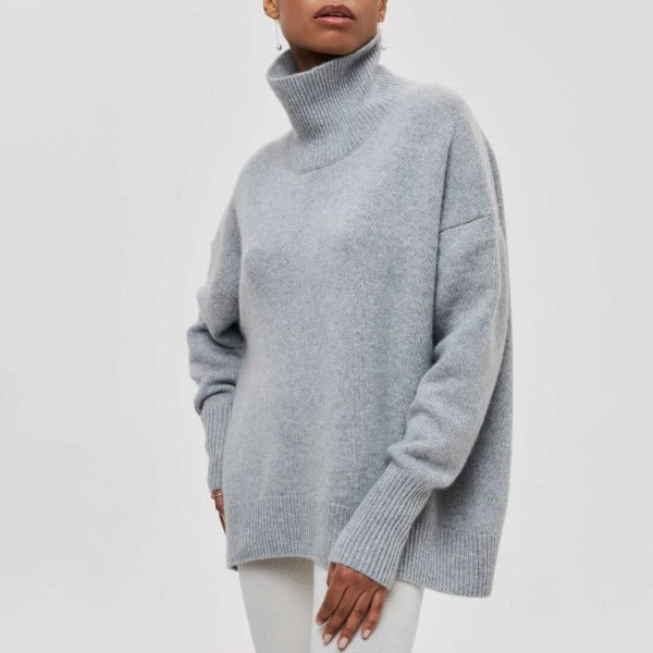 Hannah - Luxe Turtleneck Sweater