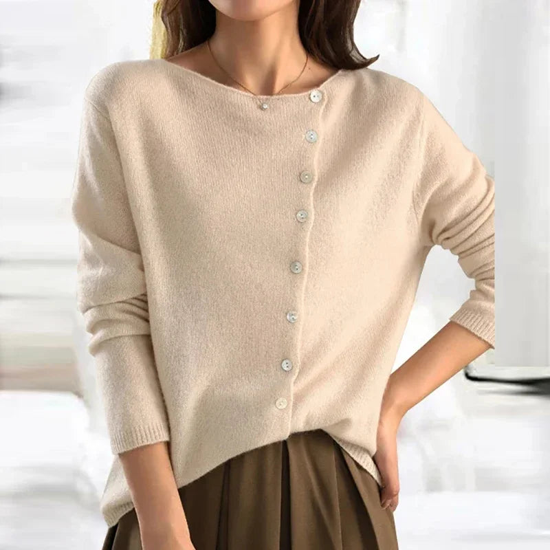 Cora - Elegant Knitwear for Women
