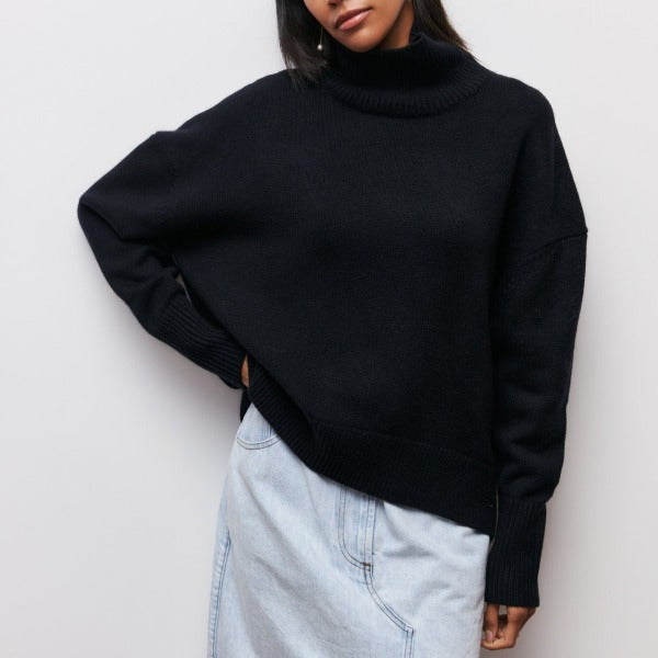 Hannah - Luxe Turtleneck Sweater